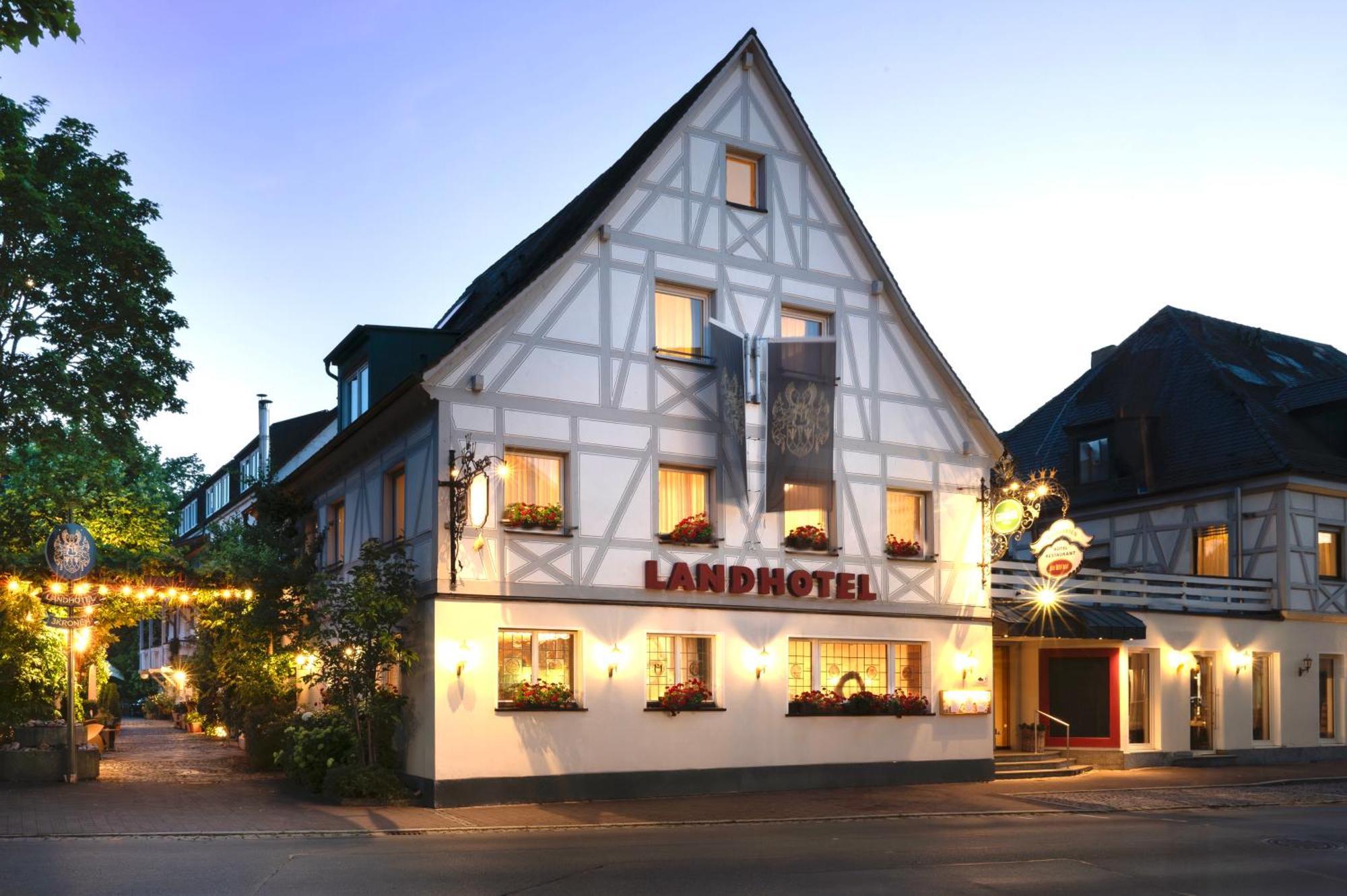 Landhotel 3Kronen Adelsdorf Exterior foto